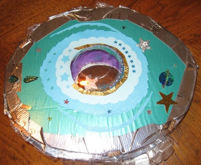 Flying Saucer (plastic with battery powered lights)