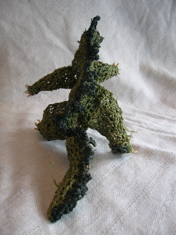 Crocheted raffia Godzilla, image 3