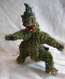 Crocheted raffia Godzilla, image 2